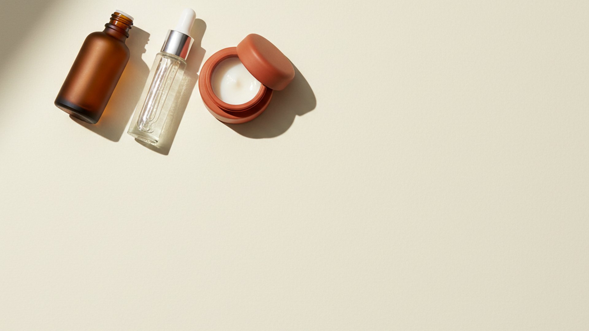 Vitamin C Serum 2026: L-AA vs Derivatives · Reddit's 8 Picks